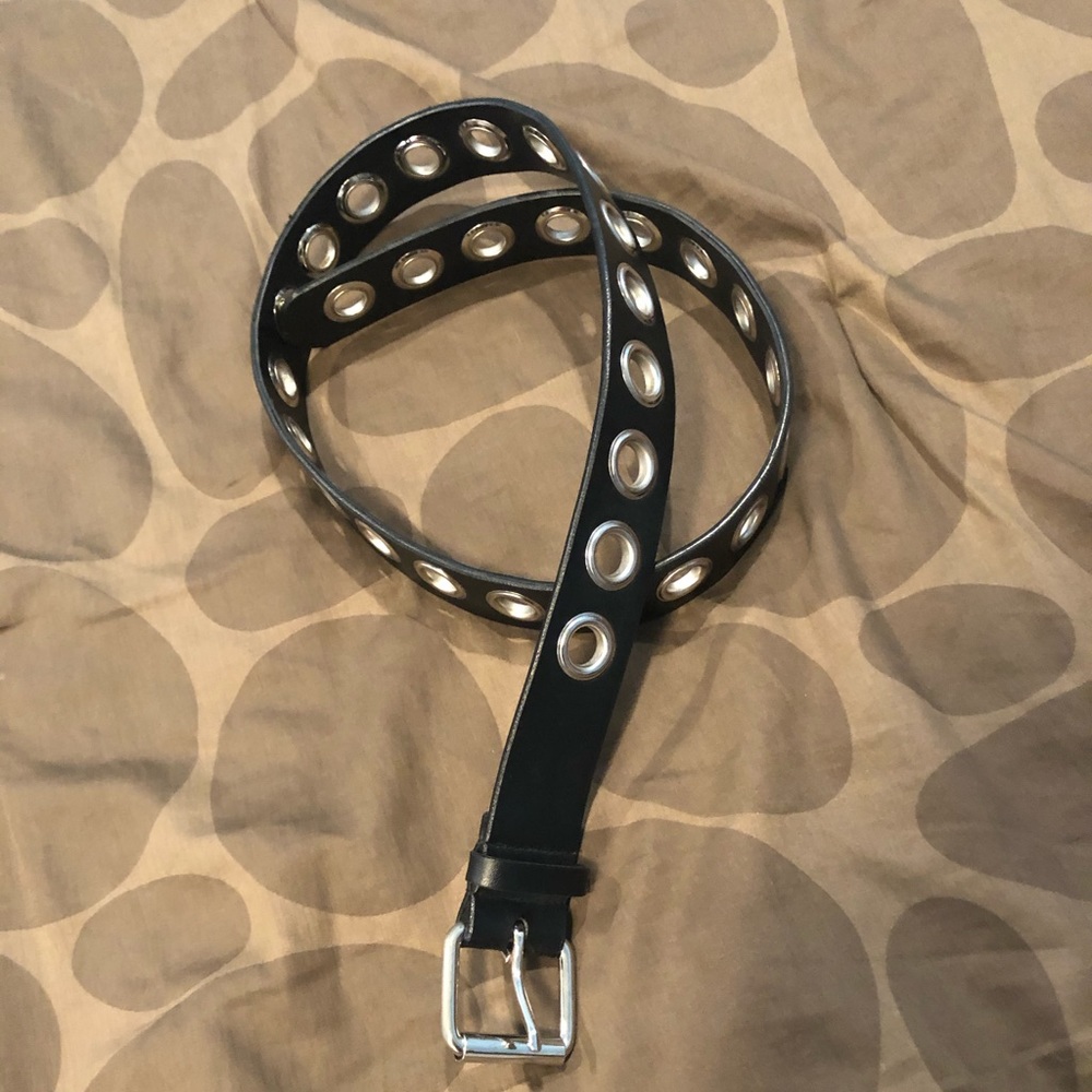 Black/silver punk belt